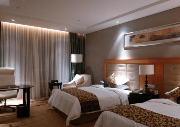 Отель Wyndham Xinyang Downtown Экстерьер фото